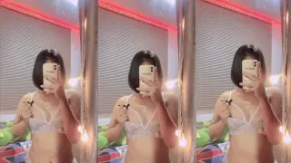 คลิปหลุดใหม่สาวตั้งกล้องอมควยให้แฟนก่อนที่จะโดนแฟนหนุ่มเย็ดสดแตกใน